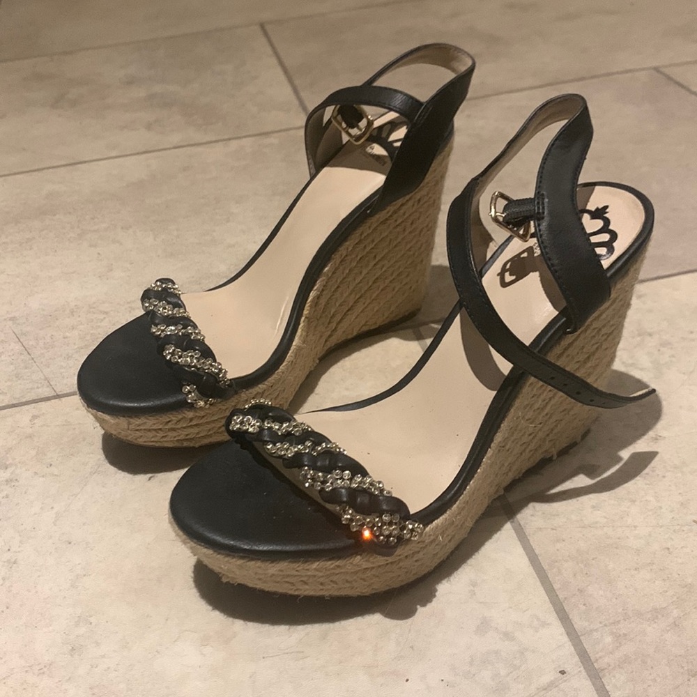 FERGALICIOUS wedges